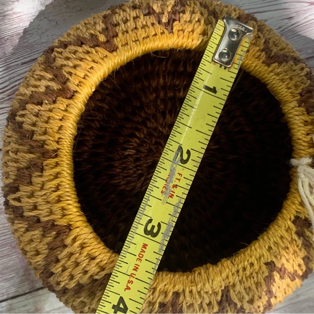 Zienzele Zimbabwean African Handmade Hand Crafted Basket With Lid 2 Inches tall